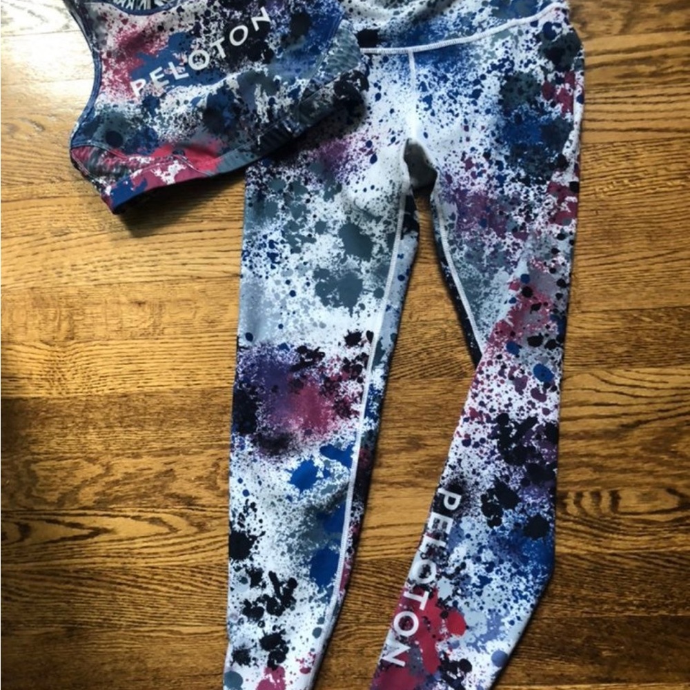 WITH Peloton Size Small Set